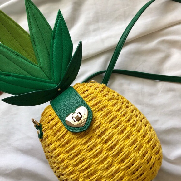 Betsey Johnson Pineapple Wicker Shoulder Bag Betsey Johnson Pineapple Wicker Shoulder Bag